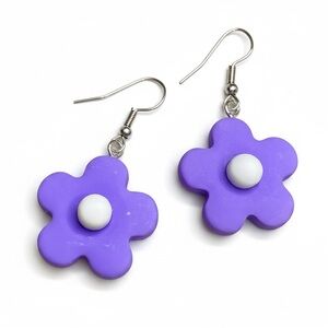 NWOT Retro Flower Earrings
